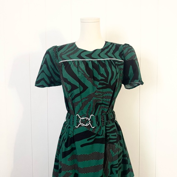 The Odells Animal Print Mixed Media Belted Midi Dress Small - Picture 2 of 7